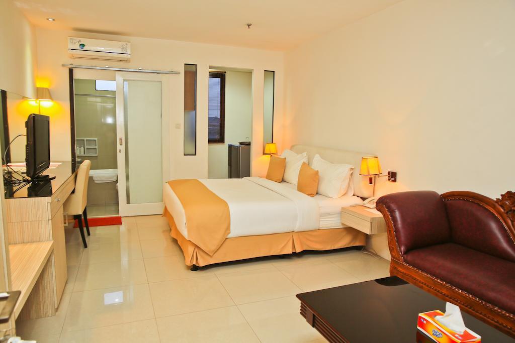 Kyo Serviced Apartment Jakarta Cilandak  Eksteriør billede