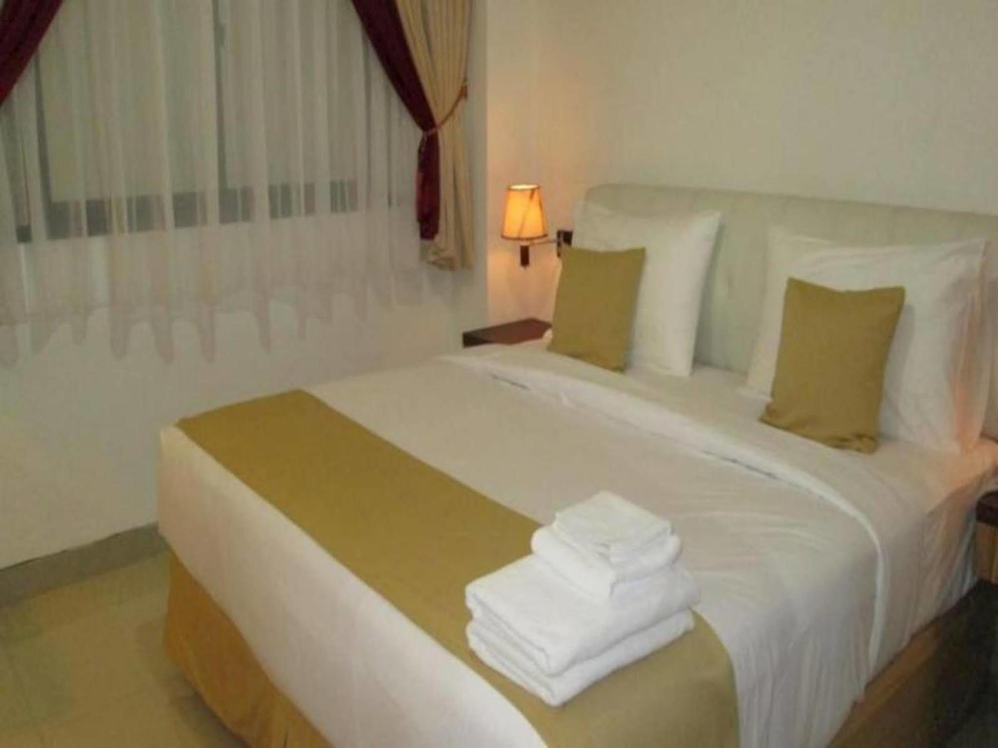 Kyo Serviced Apartment Jakarta Cilandak  Eksteriør billede