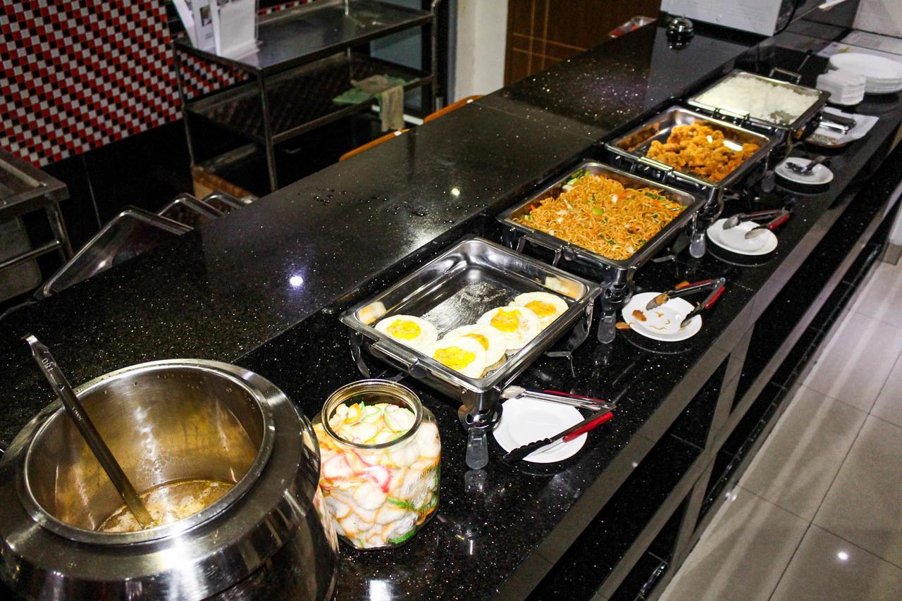 Kyo Serviced Apartment Jakarta Cilandak  Eksteriør billede